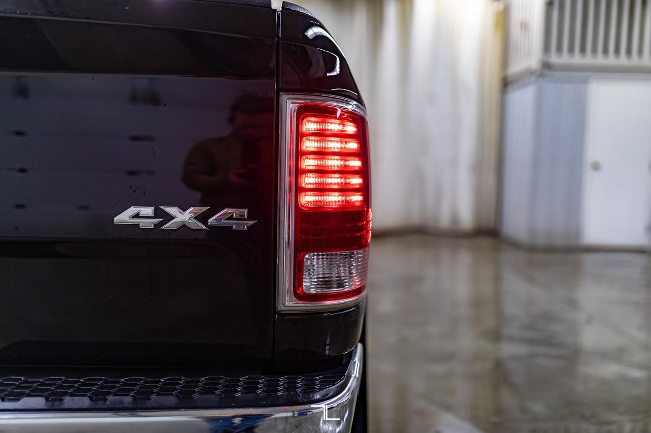 2018 Ram 1500 4x4 Crew Cab Laramie Longbox Leather Roof Nav BCam Red Deer AB