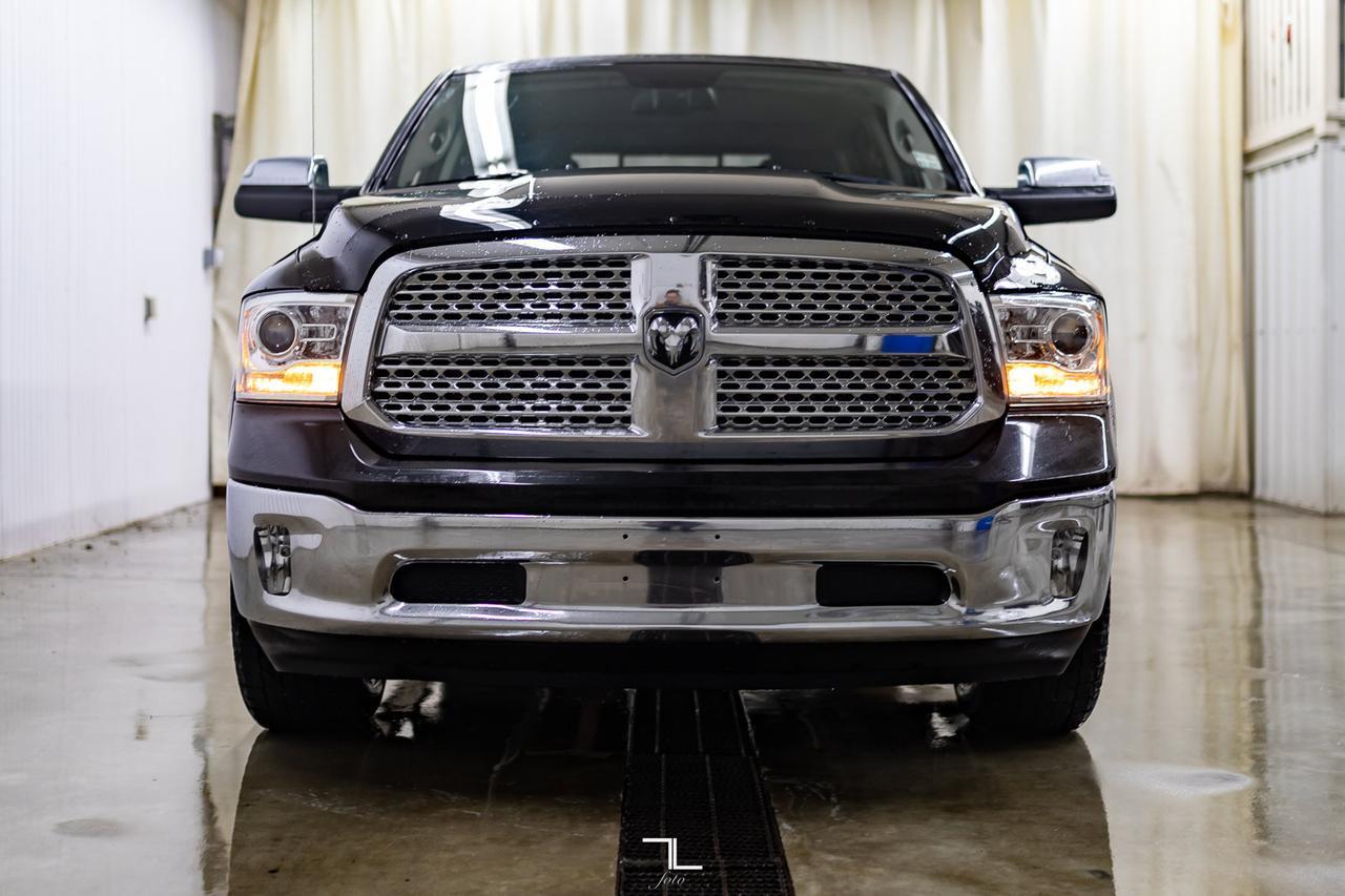 2018 Ram 1500 4x4 Crew Cab Laramie Longbox Leather Roof Nav BCam Red Deer AB