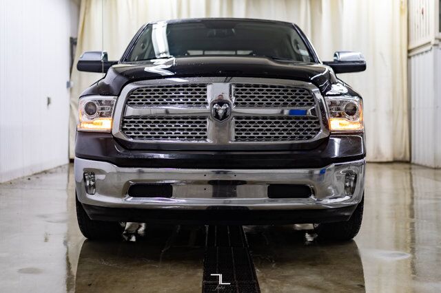 2018 Ram 1500 4x4 Crew Cab Laramie Longbox Leather Roof Nav BCam Red Deer AB