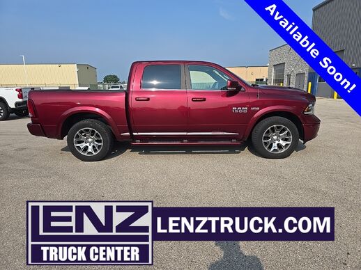 2018_Ram_1500_4x4 Crew Cab Limited_ Fond du Lac WI