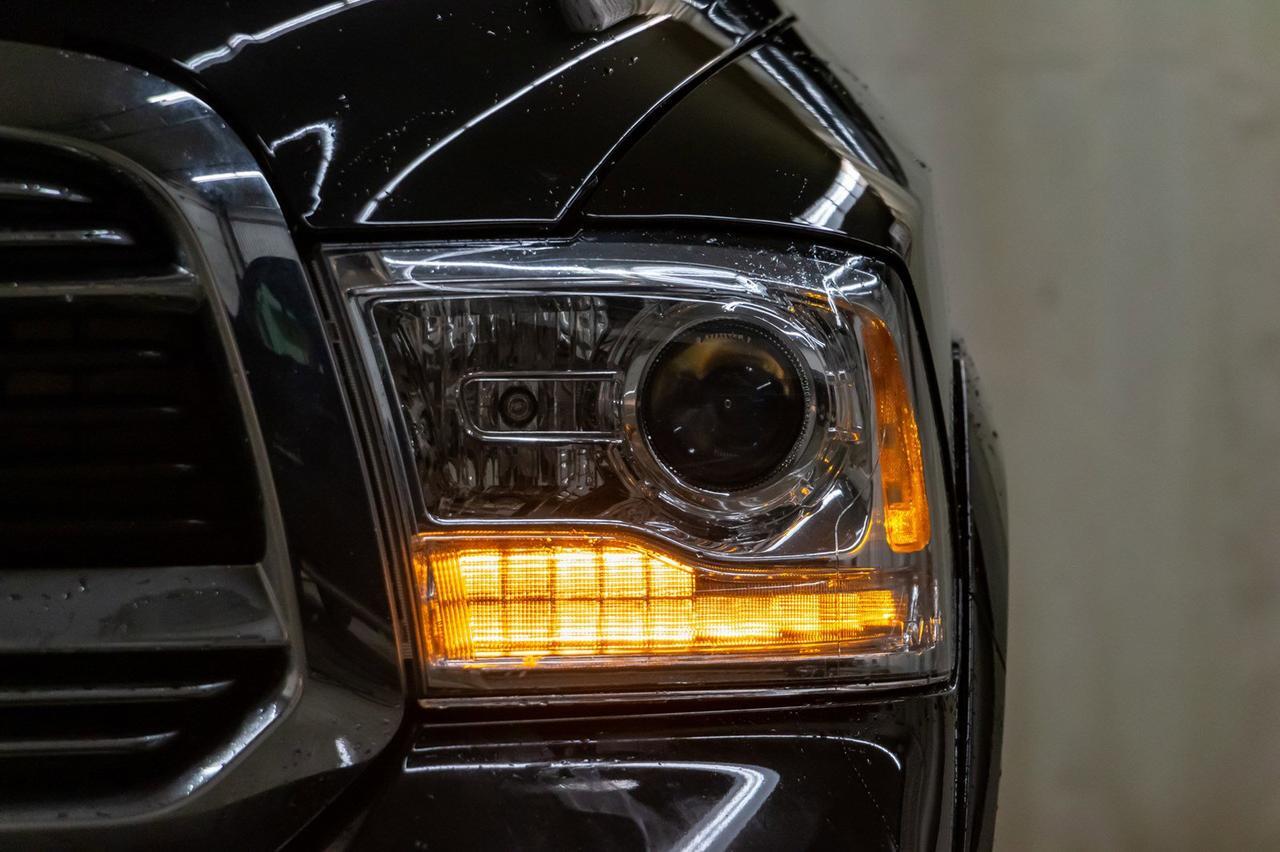 2018 Ram 1500 4x4 Crew Cab Limited Leather Roof Nav Red Deer AB