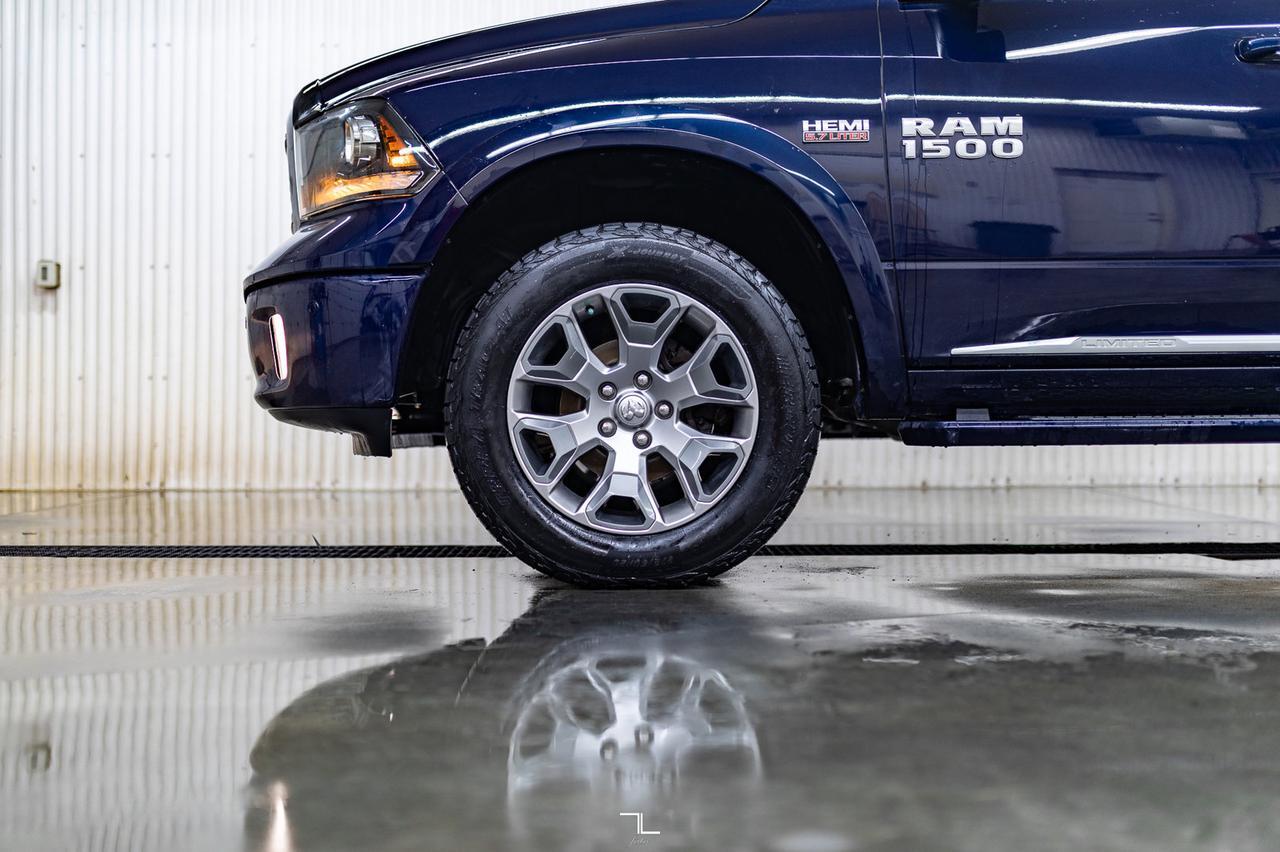 2018 Ram 1500 4x4 Crew Cab Limited Tungsten Edition Leather Roof Nav Red Deer AB