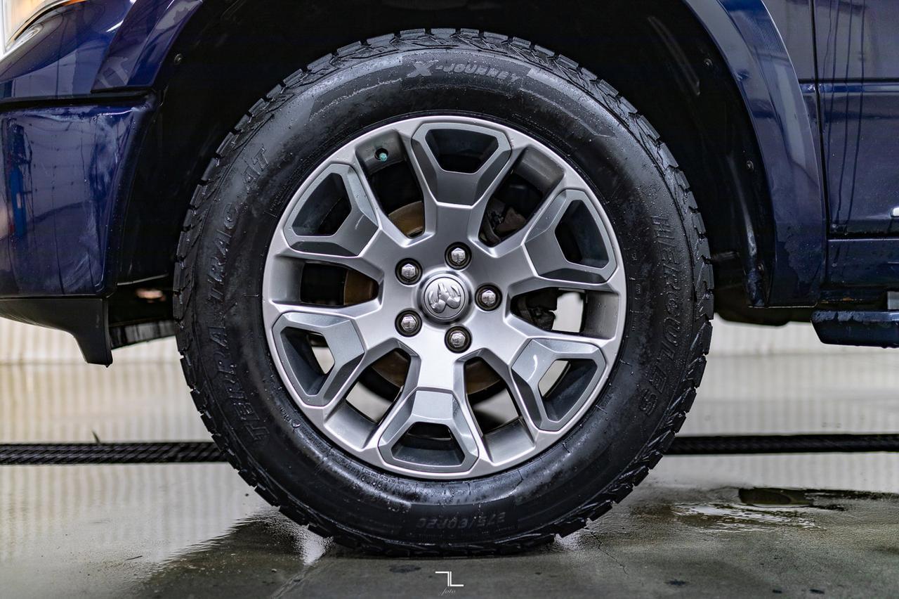 2018 Ram 1500 4x4 Crew Cab Limited Tungsten Edition Leather Roof Nav Red Deer AB