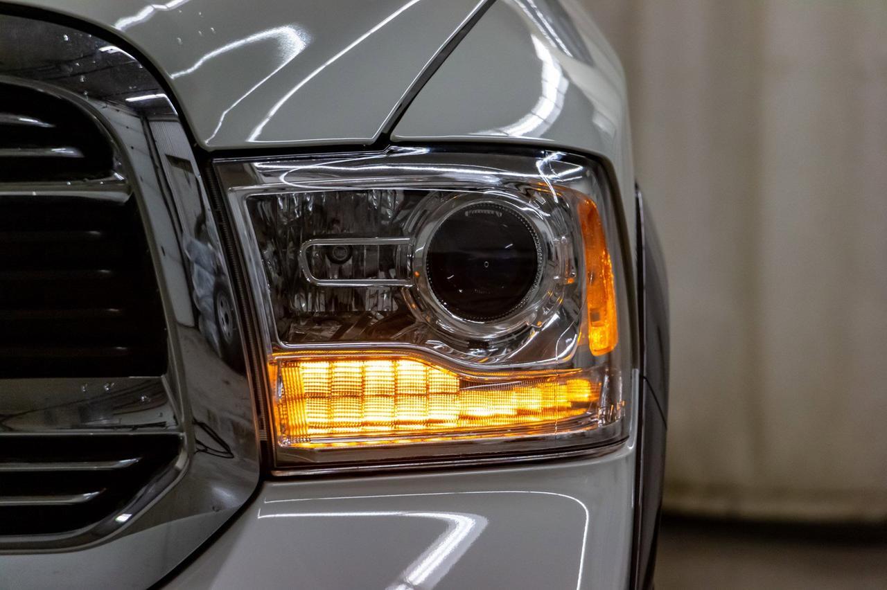 2018 Ram 1500 4x4 Crew Cab Longhorn Leather Roof Nav Red Deer AB