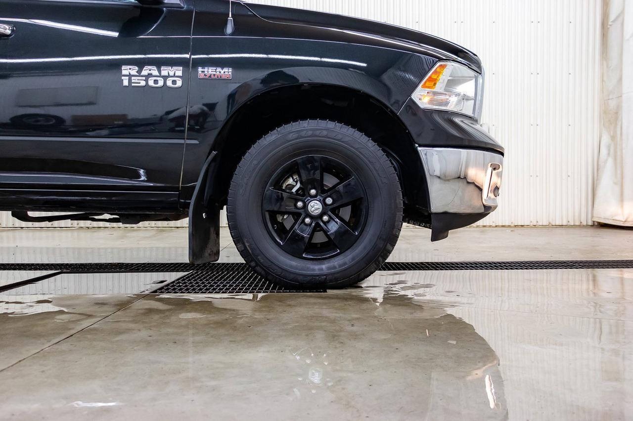 2018 Ram 1500 4x4 Crew Cab SLT BCam Red Deer AB