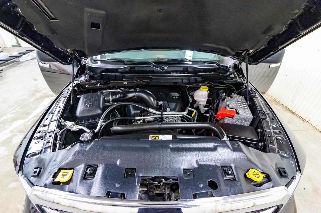 2018 Ram 1500 4x4 Crew Cab SLT BCam Red Deer AB