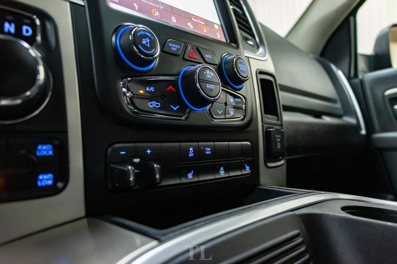 2018 Ram 1500 4x4 Crew Cab SLT Nav Roof BCam Red Deer AB