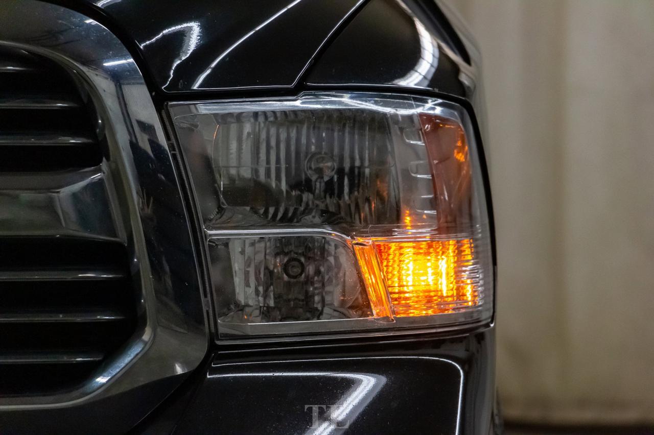 2018 Ram 1500 4x4 Crew Cab SLT Nav Roof BCam Red Deer AB