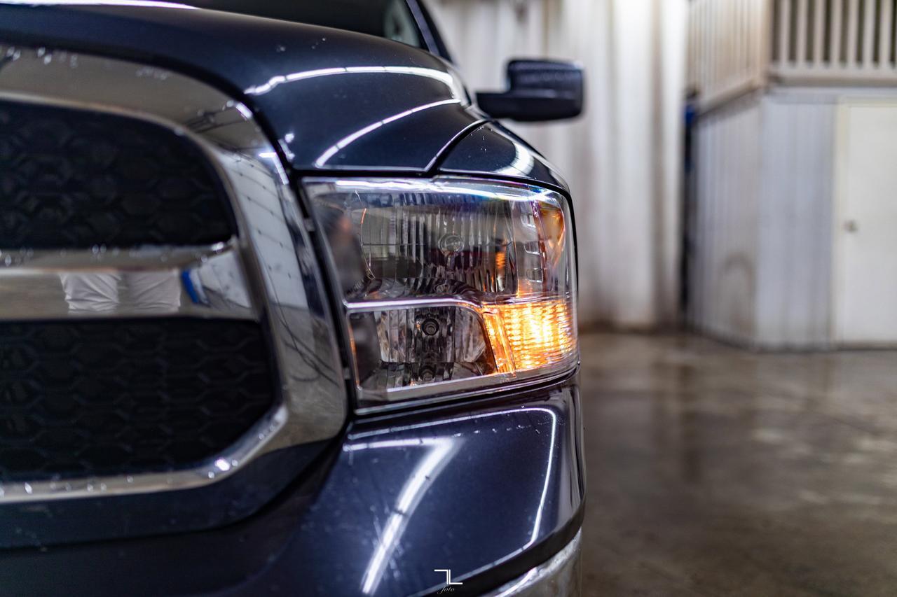 2018 Ram 1500 4x4 Crew Cab SLT PSeat Red Deer AB