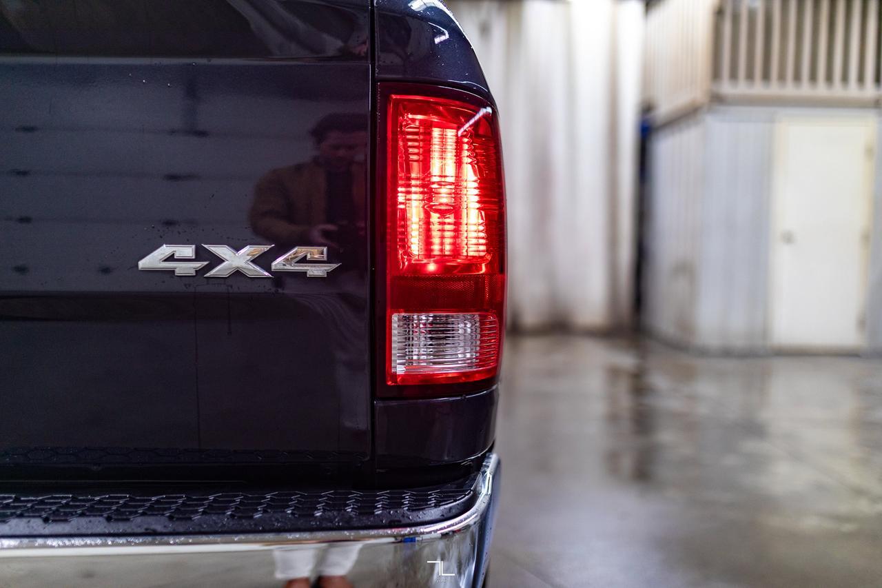 2018 Ram 1500 4x4 Crew Cab SLT PSeat Red Deer AB