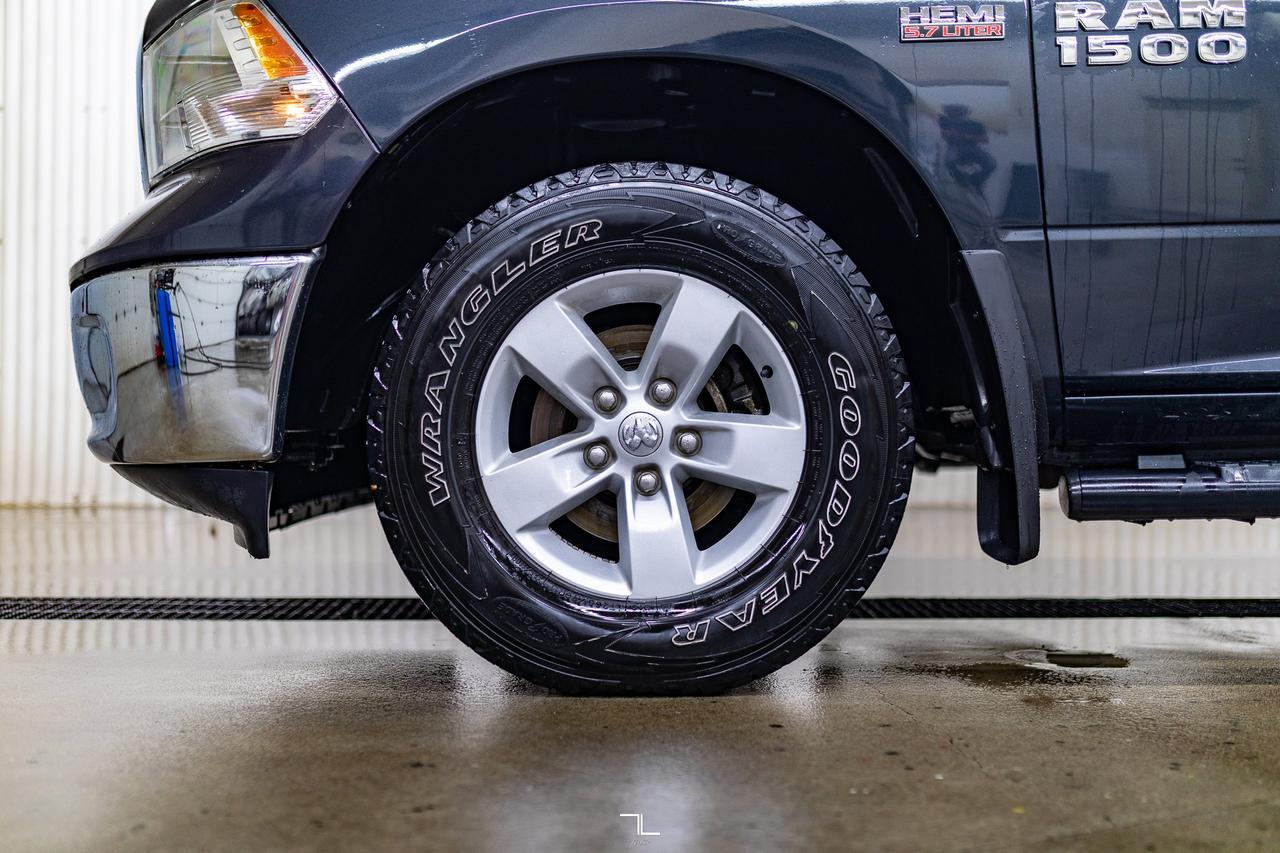 2018 Ram 1500 4x4 Crew Cab SLT PSeat Red Deer AB