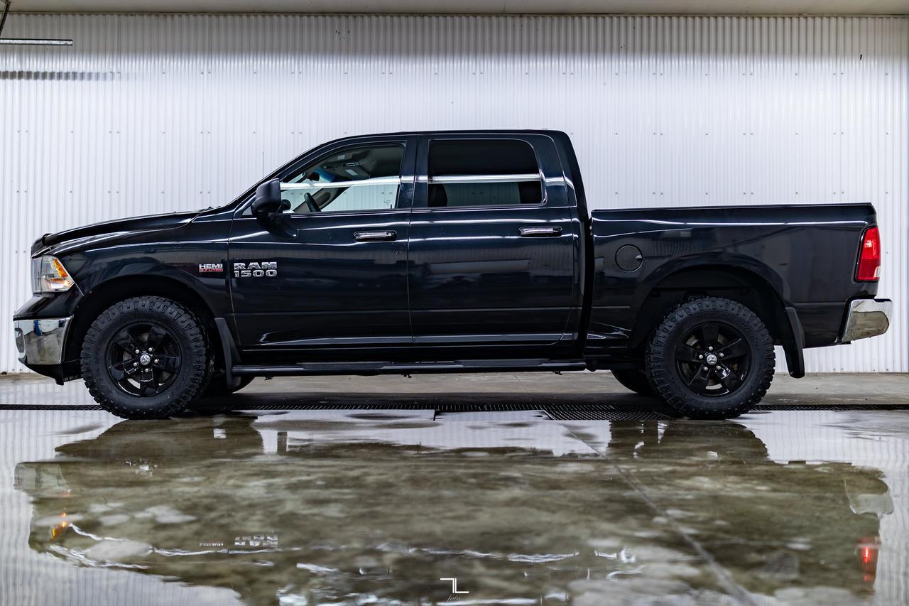 2018 Ram 1500 4x4 Crew Cab SLT Red Deer AB