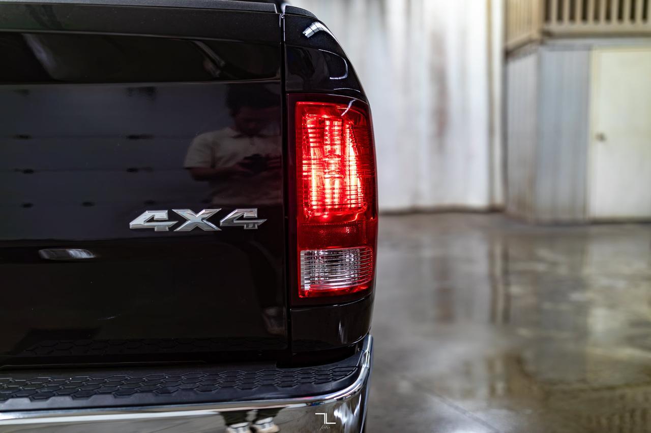 2018 Ram 1500 4x4 Crew Cab SLT Red Deer AB
