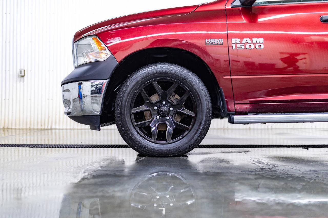 2018 Ram 1500 4x4 Crew Cab SXT BCam Red Deer AB