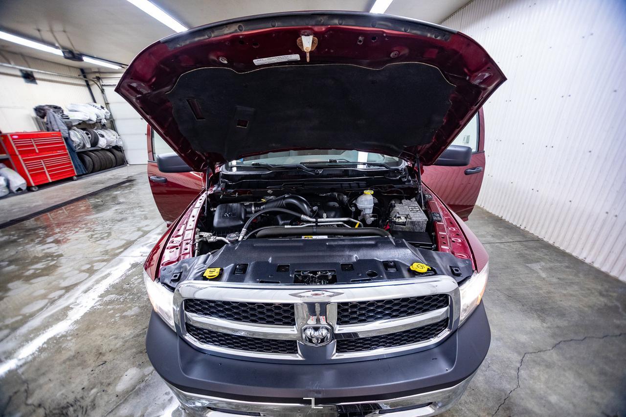 2018 Ram 1500 4x4 Crew Cab SXT BCam Red Deer AB