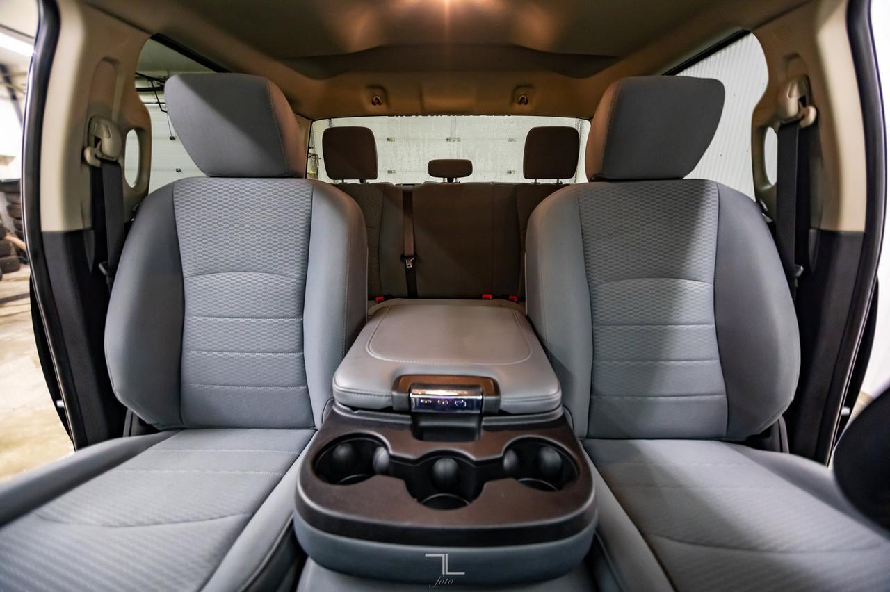 2018 Ram 1500 4x4 Crew Cab SXT HEMI Red Deer AB