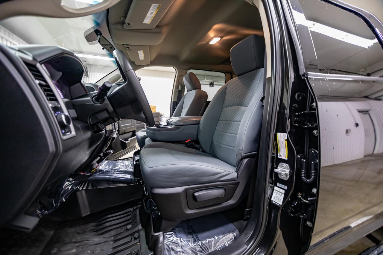 2018 Ram 1500 4x4 Crew Cab SXT HEMI Red Deer AB