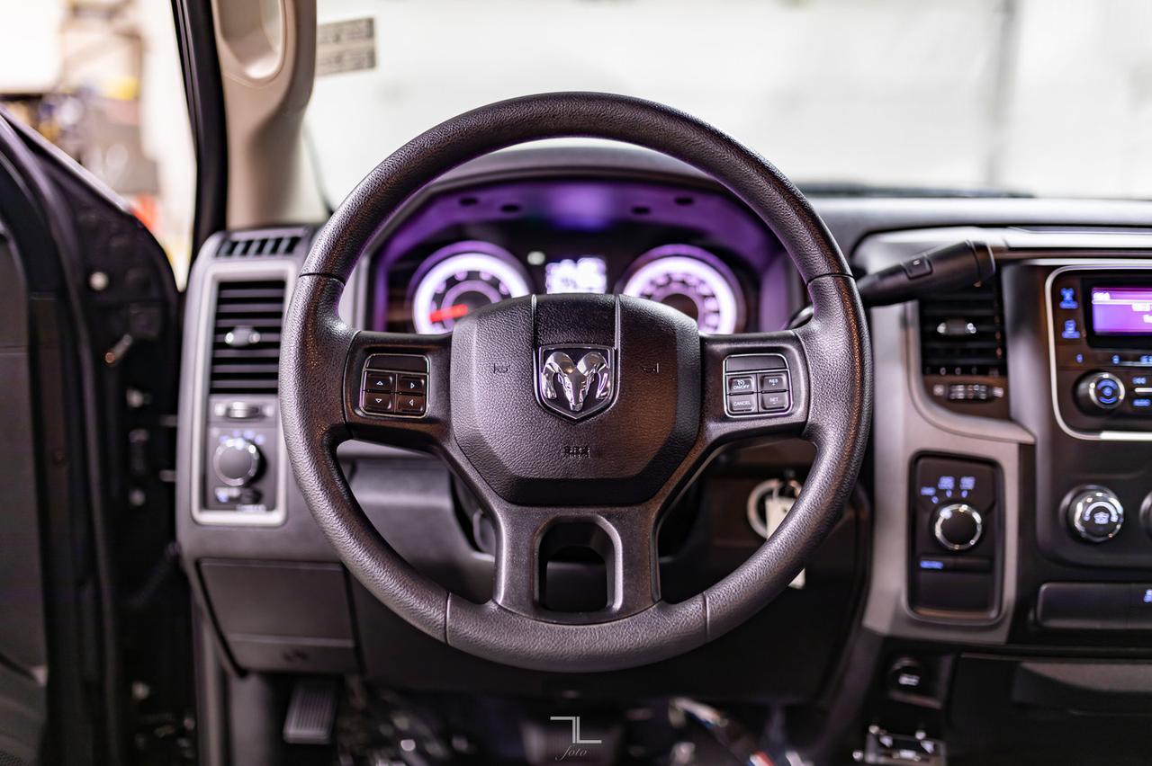 2018 Ram 1500 4x4 Crew Cab SXT HEMI Red Deer AB