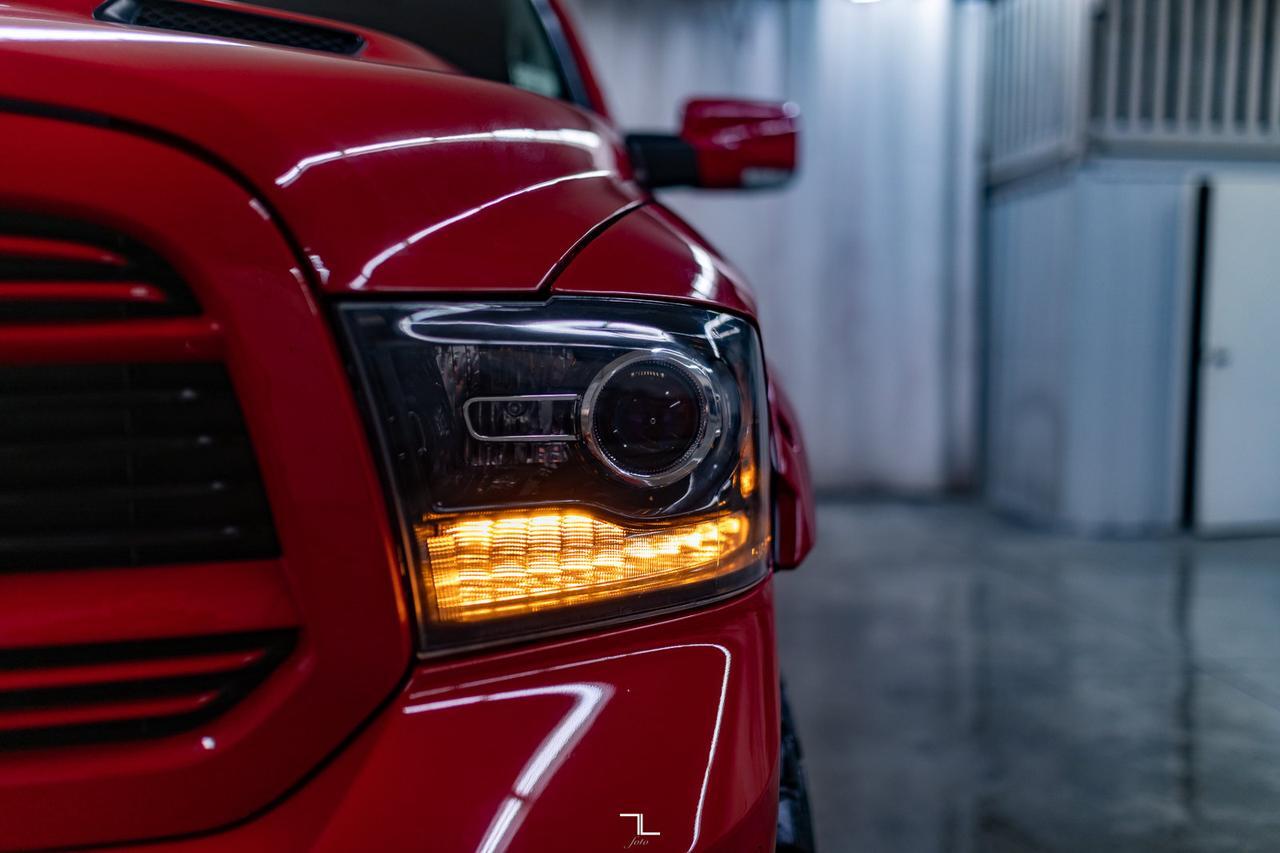 2018 Ram 1500 4x4 Crew Cab Sport 4" Lift Leather Roof Nav Red Deer AB