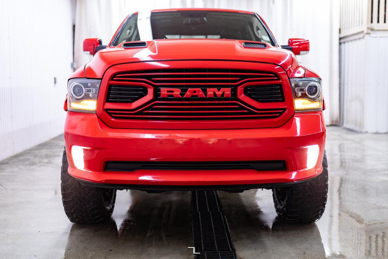2018 Ram 1500 4x4 Crew Cab Sport 4" Lift Leather Roof Nav Red Deer AB