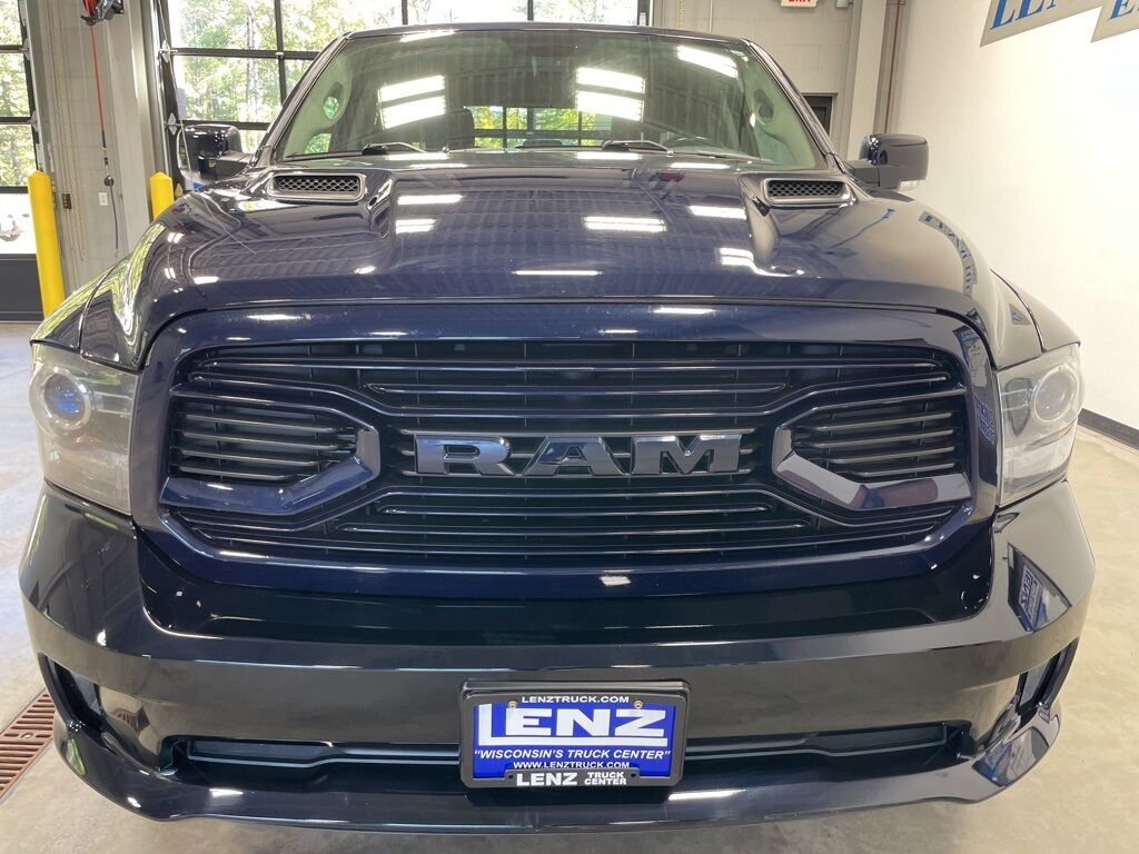 2018 Ram 1500 4x4 Crew Cab Sport