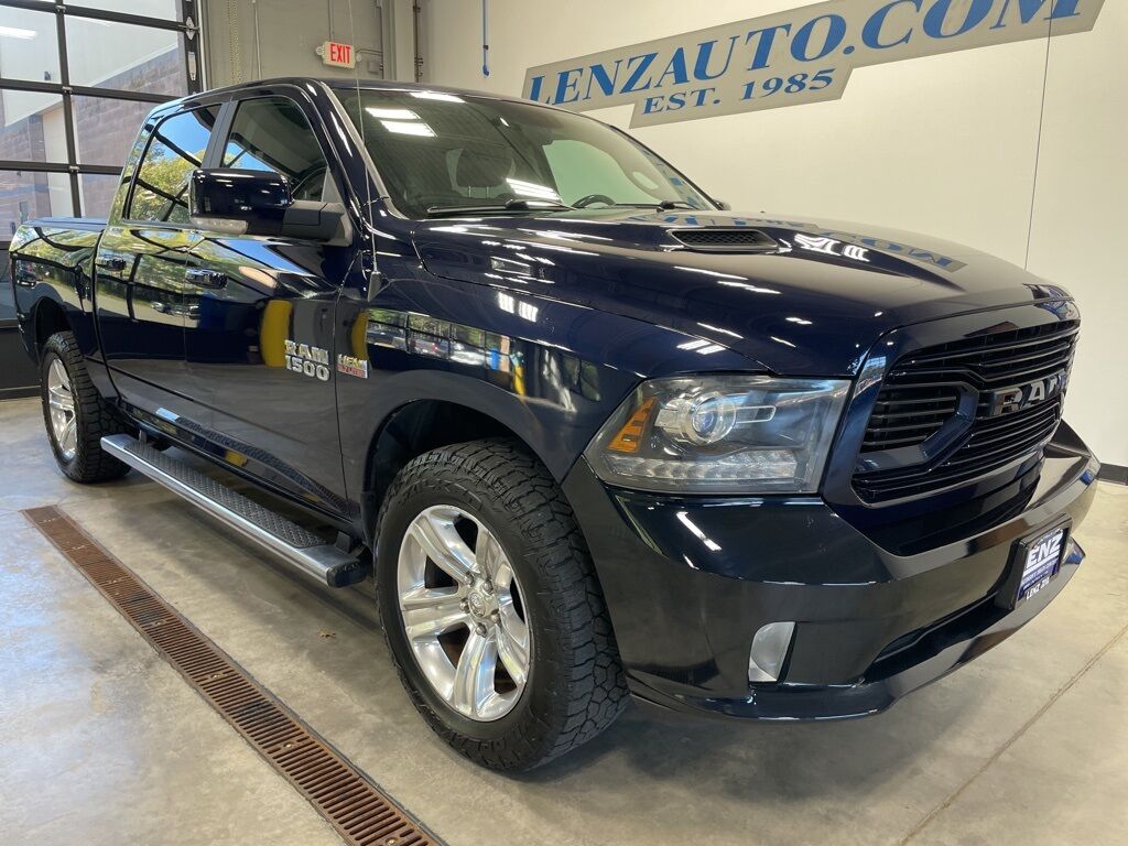 2018 Ram 1500 4x4 Crew Cab Sport