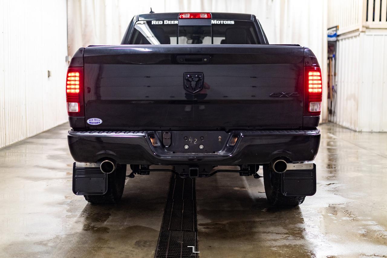 2018 Ram 1500 4x4 Crew Cab Sport Leather Roof Nav BCam Red Deer AB