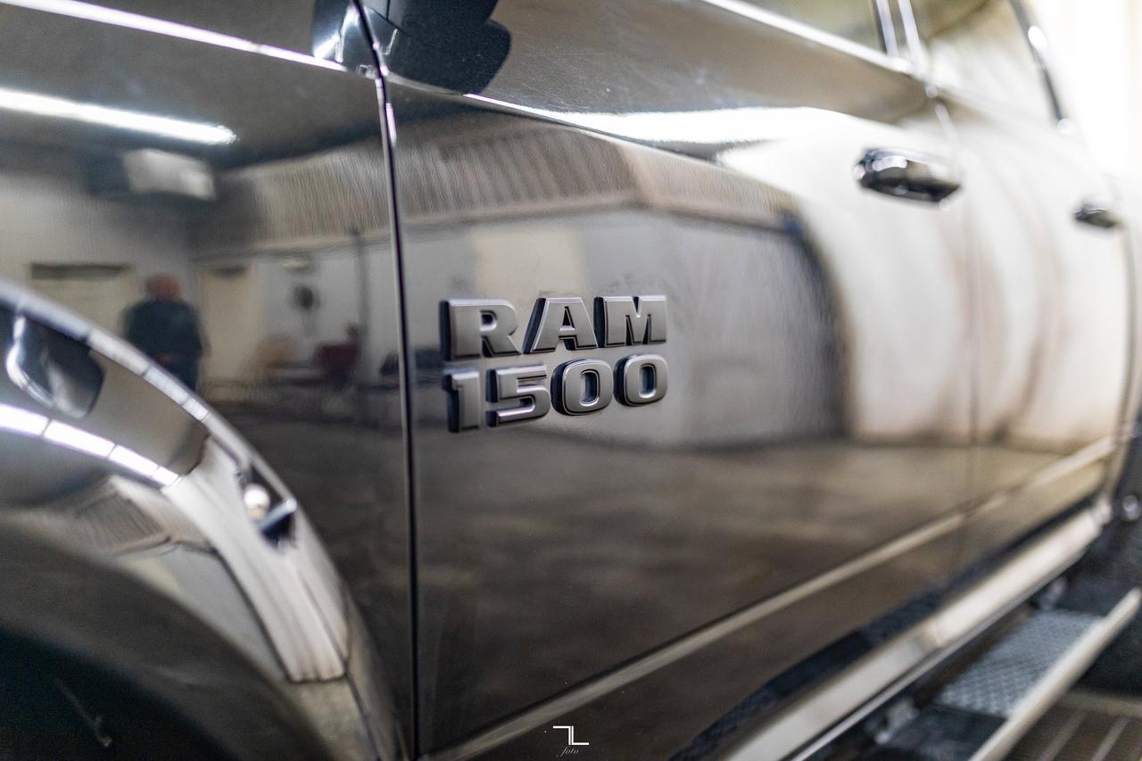 2018 Ram 1500 4x4 Crew Cab Sport Leather Roof Nav BCam Red Deer AB