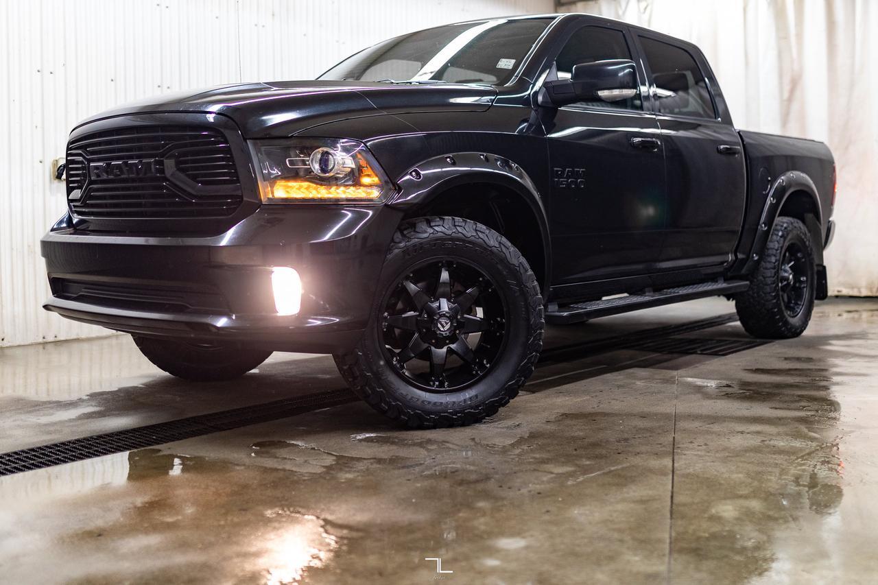 2018 Ram 1500 4x4 Crew Cab Sport Leather Roof Nav BCam Red Deer AB