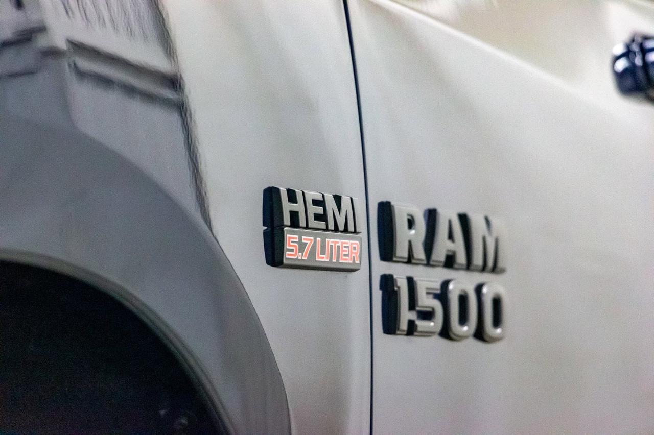 2018 Ram 1500 4x4 Crew Cab Sport Leather Roof Nav Red Deer AB