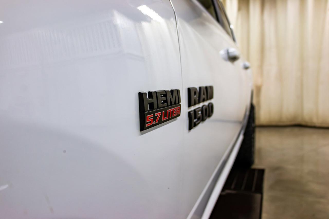 2018 Ram 1500 4x4 Crew Cab Sport Leather Roof Nav Red Deer AB