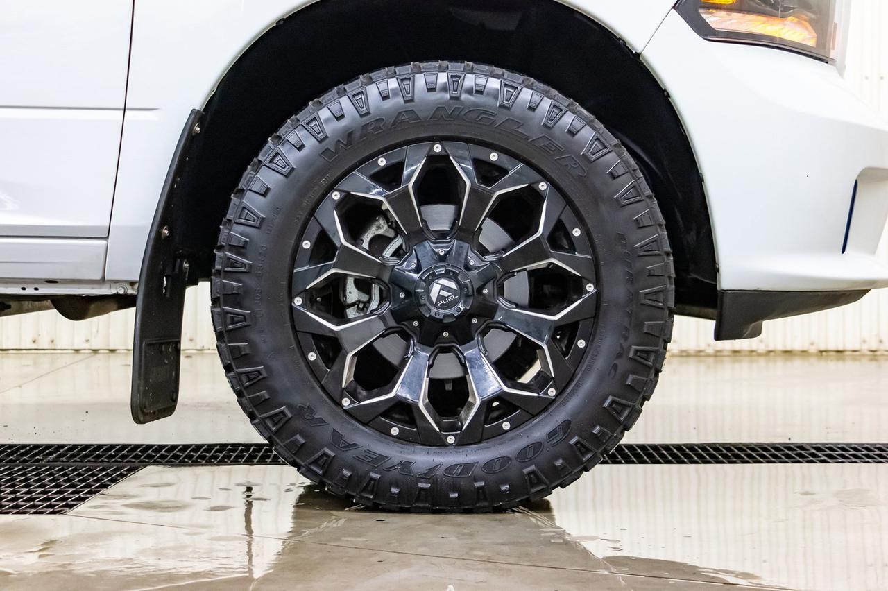 2018 Ram 1500 4x4 Crew Cab Sport Leather Roof Nav Red Deer AB