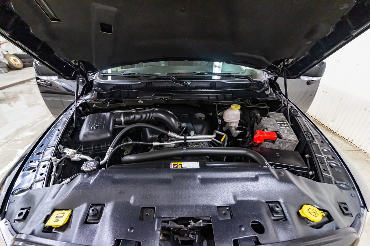 2018 Ram 1500 4x4 Crew Cab Sport Longbox Leather Roof Nav Red Deer AB