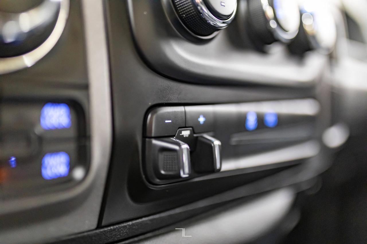 2018 Ram 1500 4x4 Quad Cab Express BCam Red Deer AB