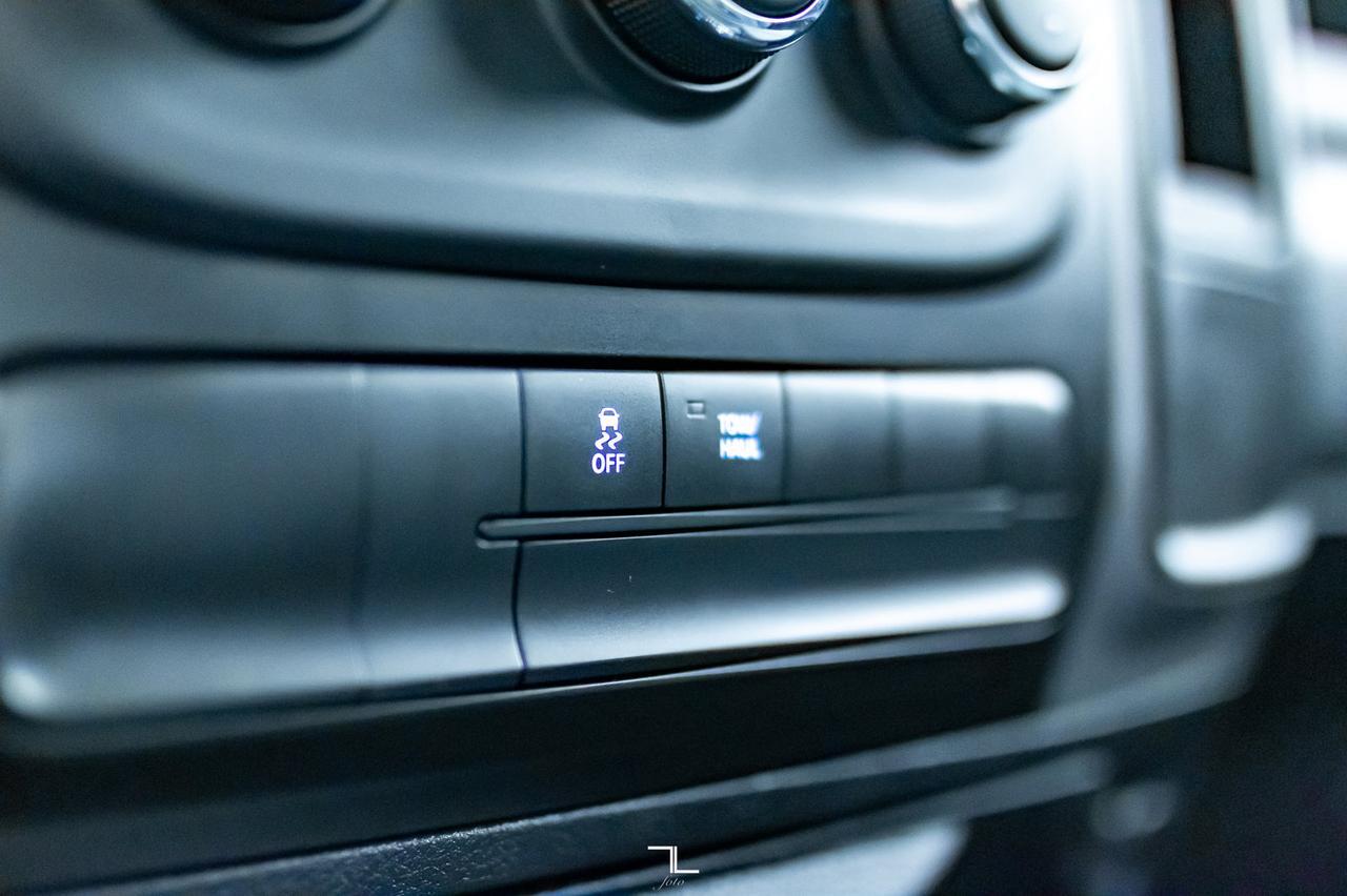 2018 Ram 1500 4x4 Quad Cab Express BCam Red Deer AB