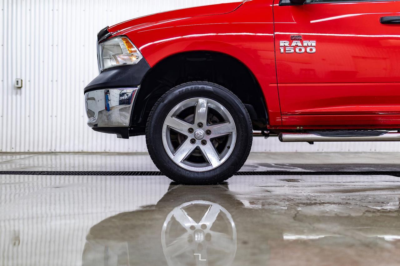 2018 Ram 1500 4x4 Quad Cab SXT Level Kit Red Deer AB