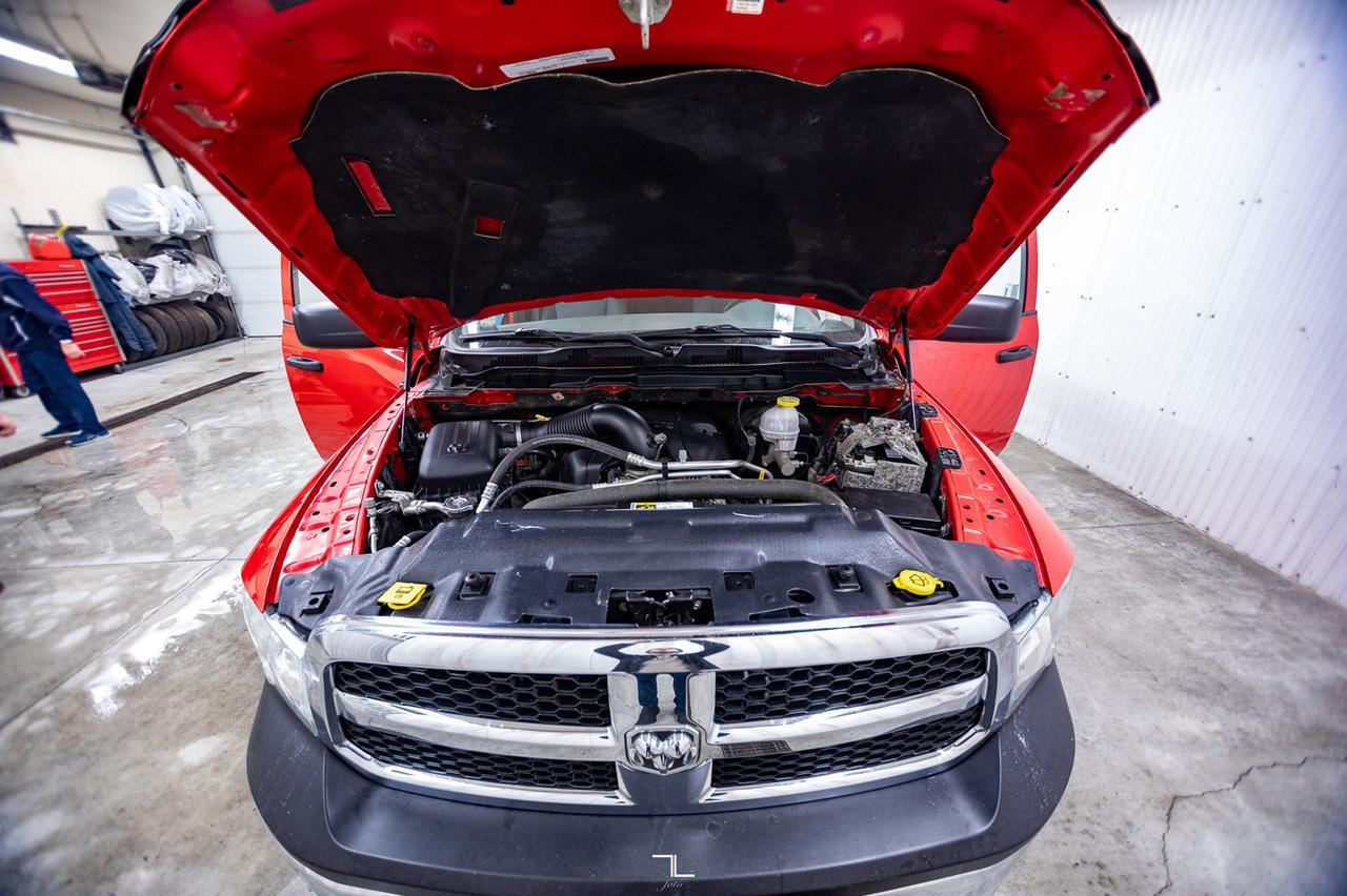 2018 Ram 1500 4x4 Quad Cab SXT Level Kit Red Deer AB