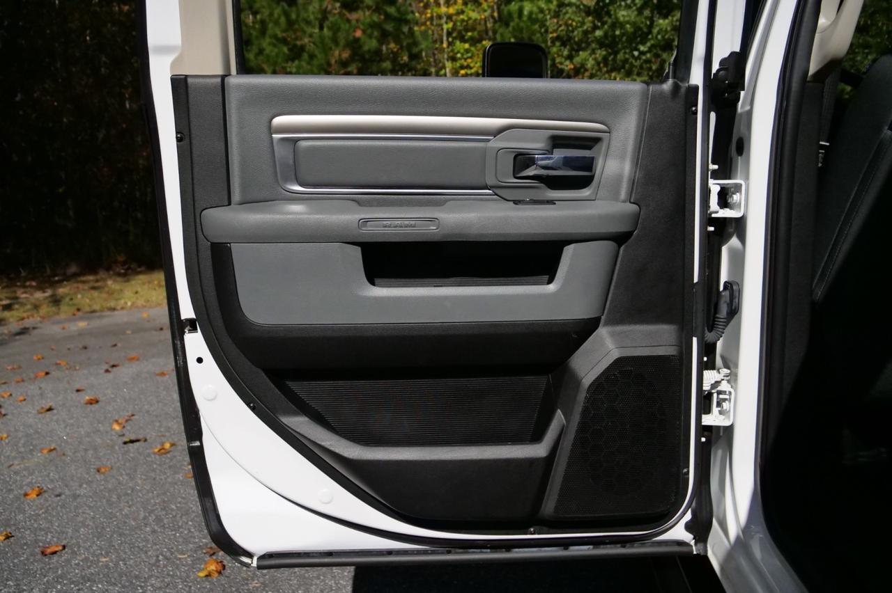 2018 Ram 1500 Big Horn 4X4 / Heated Seats / 5.7L V8! Lincolnton NC