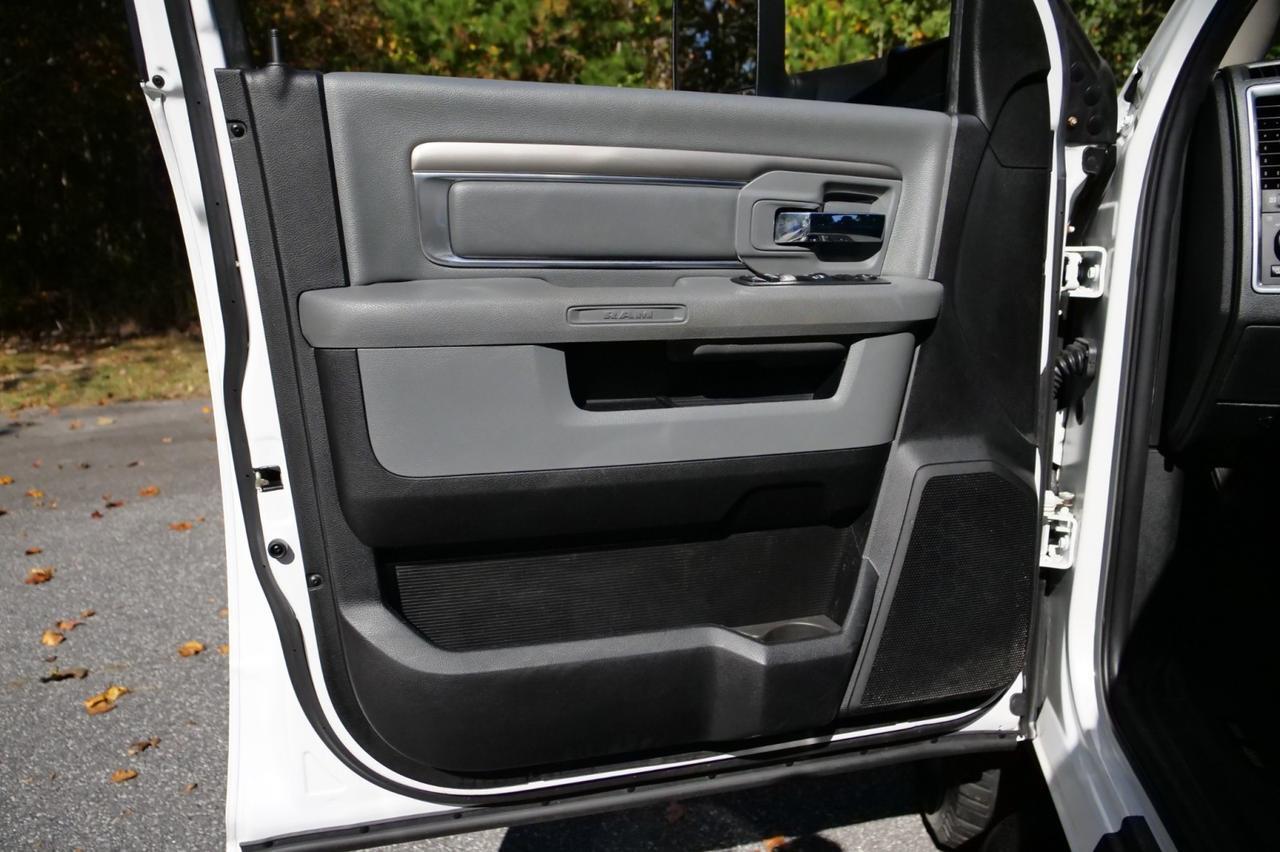 2018 Ram 1500 Big Horn 4X4 / Heated Seats / 5.7L V8! Lincolnton NC