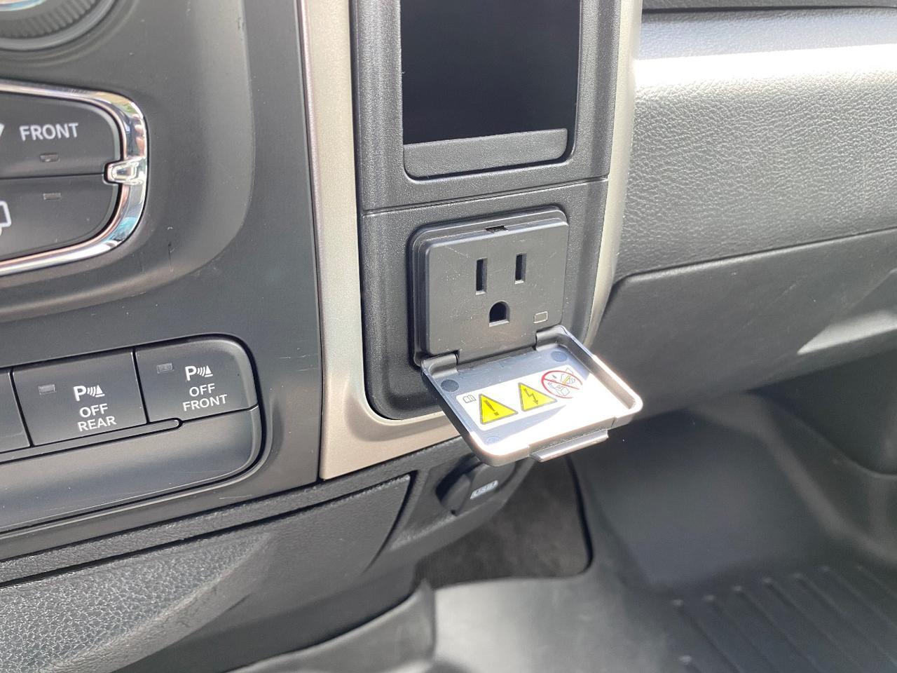 2018 Ram 1500 Big Horn Crew Cab 4x4 6&apos;4 Box Hastings MI