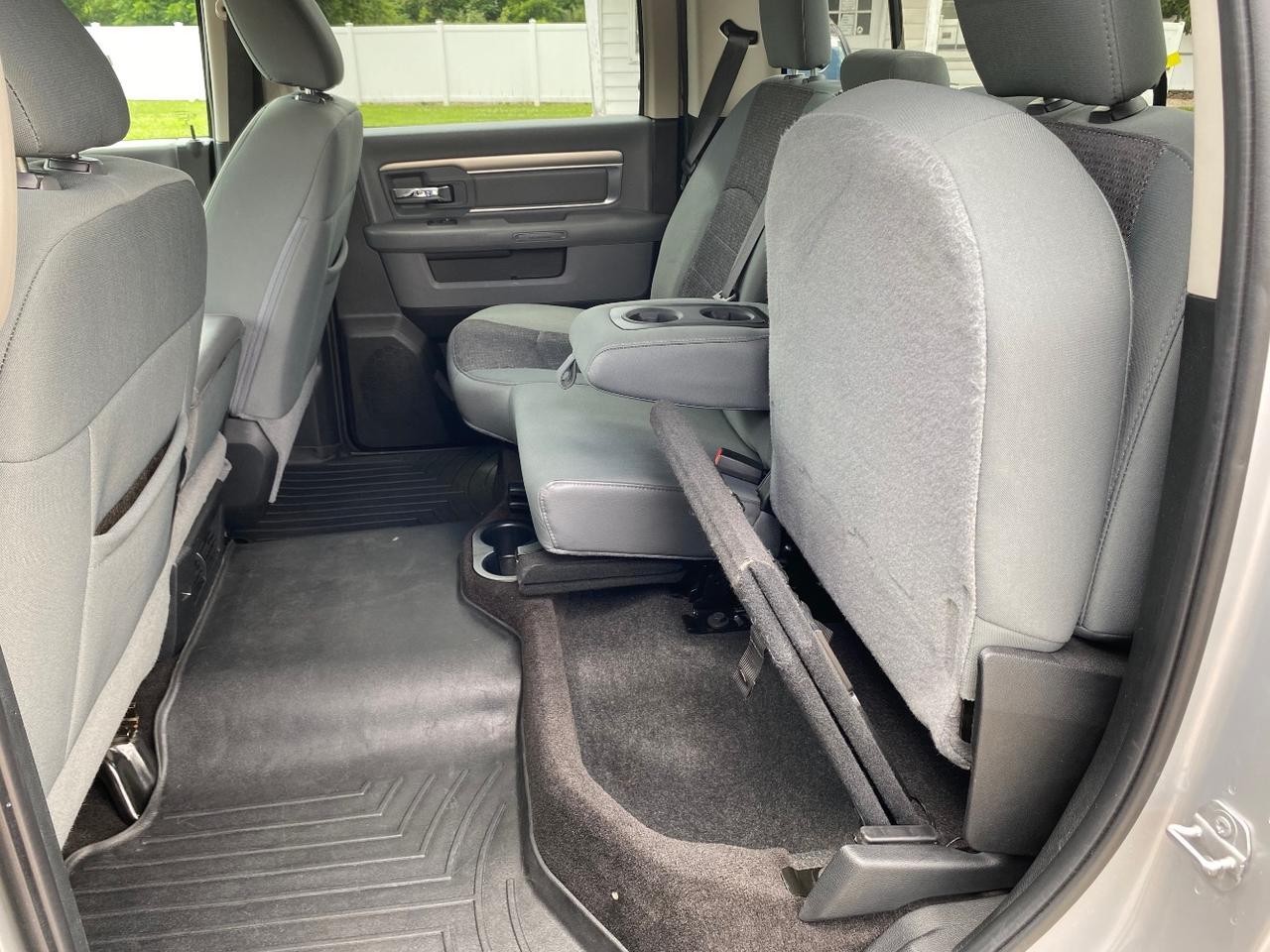 2018 Ram 1500 Big Horn Crew Cab 4x4 6&apos;4 Box Hastings MI