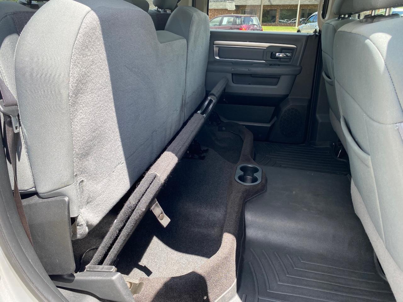 2018 Ram 1500 Big Horn Crew Cab 4x4 6&apos;4 Box Hastings MI