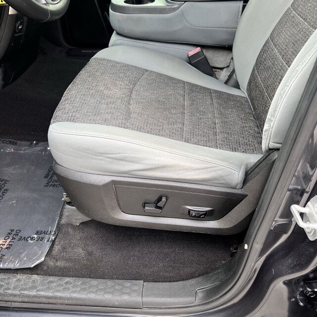 2018 Ram 1500 Big Horn Herrin IL