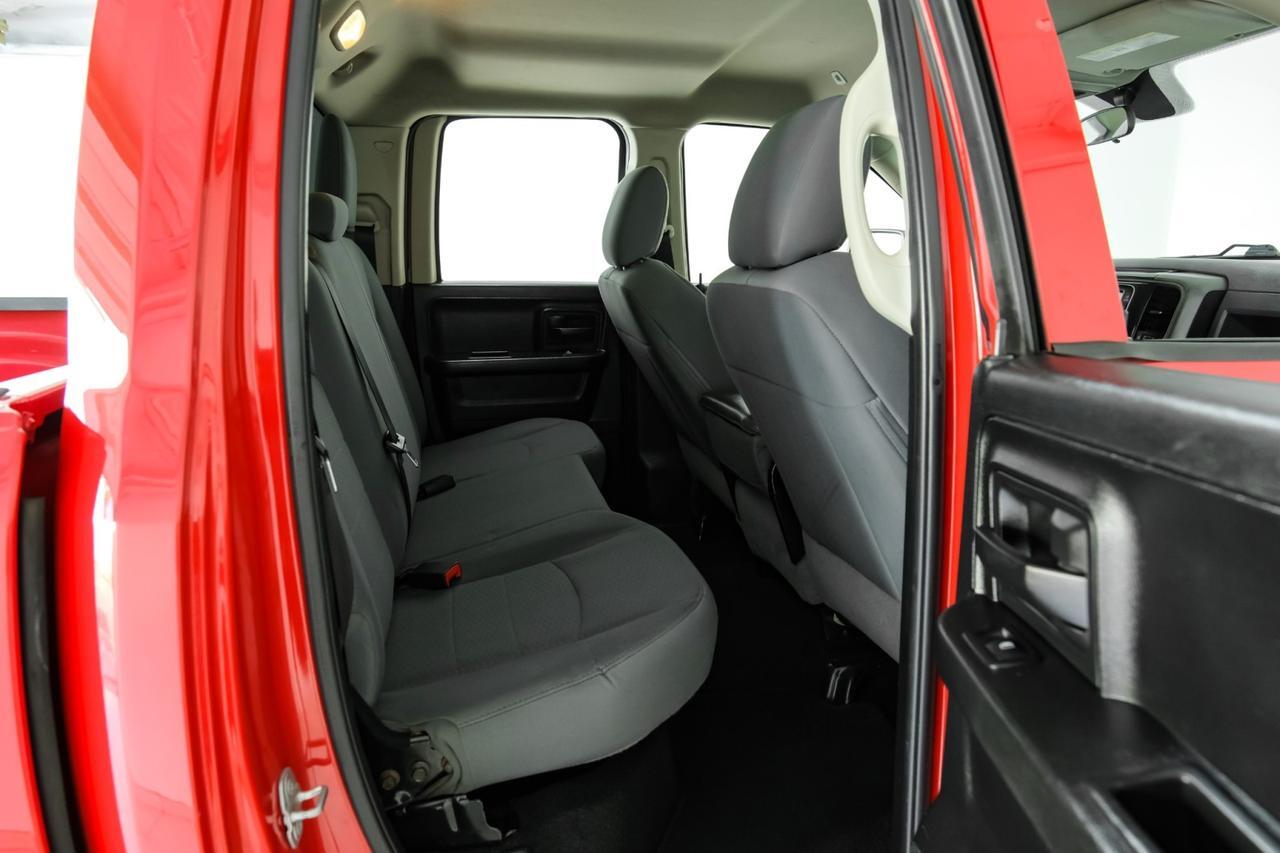 2018 Ram 1500 EXPRESS QUAD CAB 5.7L HEMI AUTOMATIC REAR CAMERA BLUETOOTH TOW HITCH ALLOY WHEELS Carrollton TX