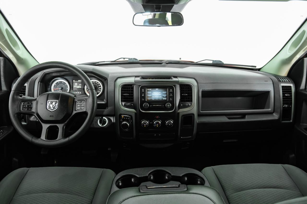 2018 Ram 1500 EXPRESS QUAD CAB 5.7L HEMI AUTOMATIC REAR CAMERA BLUETOOTH TOW HITCH ALLOY WHEELS Carrollton TX