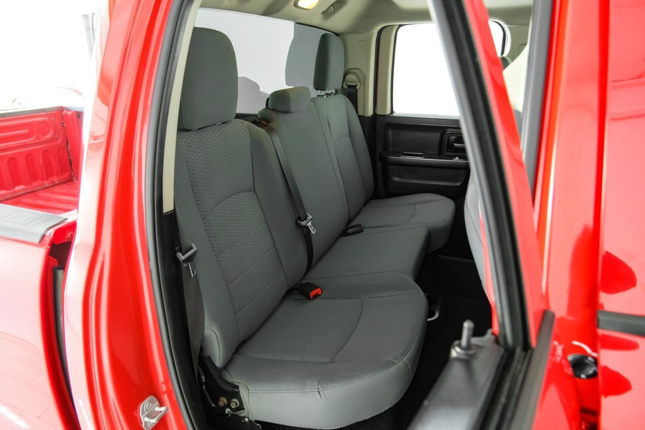 2018 Ram 1500 EXPRESS QUAD CAB 5.7L HEMI AUTOMATIC REAR CAMERA BLUETOOTH TOW HITCH ALLOY WHEELS Carrollton TX