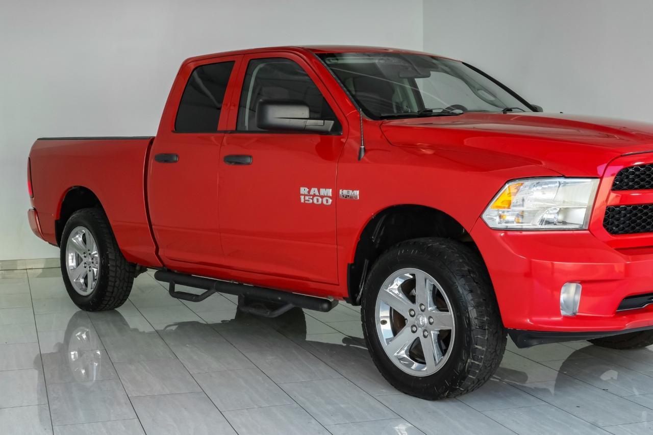 2018 Ram 1500 EXPRESS QUAD CAB 5.7L HEMI AUTOMATIC REAR CAMERA BLUETOOTH TOW HITCH ALLOY WHEELS Carrollton TX