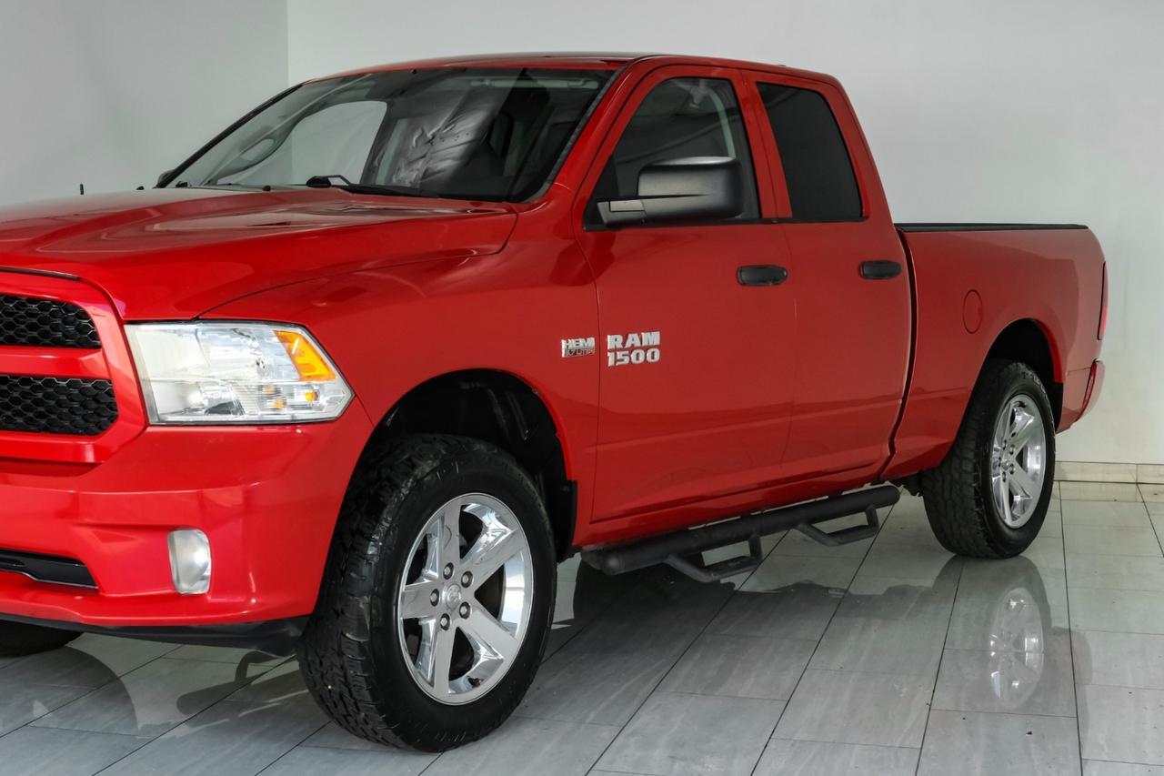 2018 Ram 1500 EXPRESS QUAD CAB 5.7L HEMI AUTOMATIC REAR CAMERA BLUETOOTH TOW HITCH ALLOY WHEELS Carrollton TX