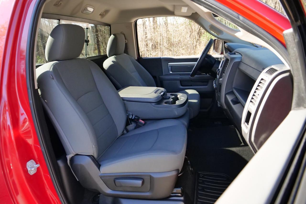 2018 Ram 1500 Express / 5.7L V8 / Power Group! Lincolnton NC