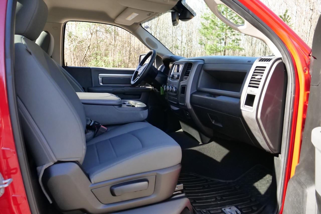 2018 Ram 1500 Express / 5.7L V8 / Power Group! Lincolnton NC